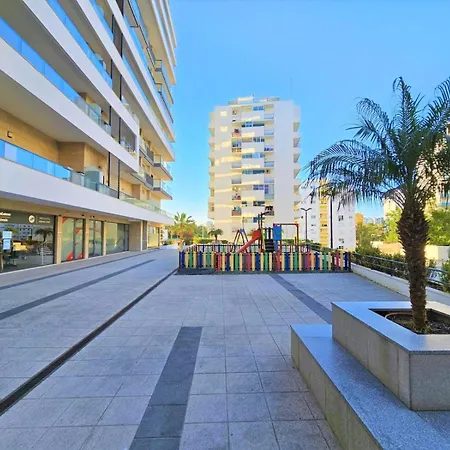 Rocha Prime Center Garage Flat Daire *