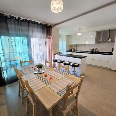 Apartment Rocha Prime Center Garage Flat