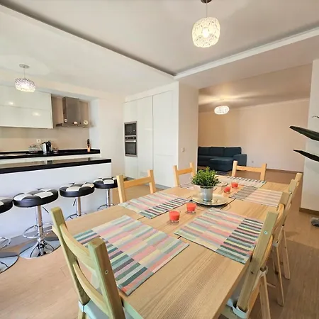 Rocha Prime Center Garage Flat Apartment