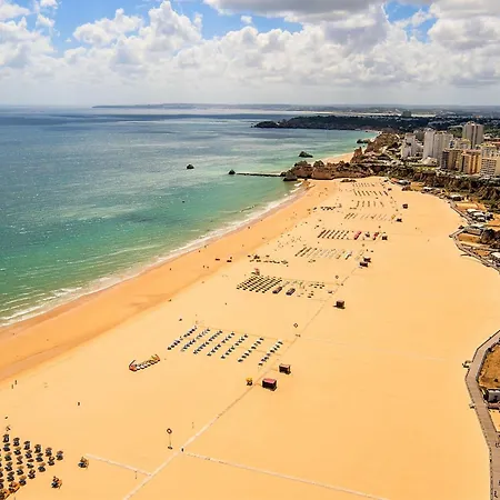 Rocha Prime Center Garage Flat Daire *