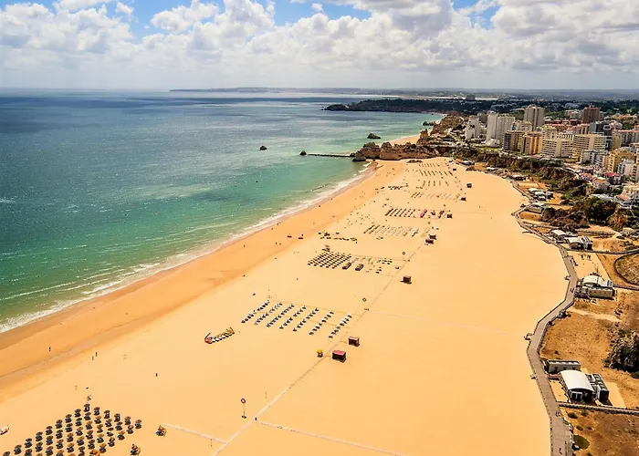 Rocha Prime Center Garage Flat Daire *