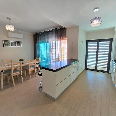 Rocha Prime Center Garage Flat Lejlighed *